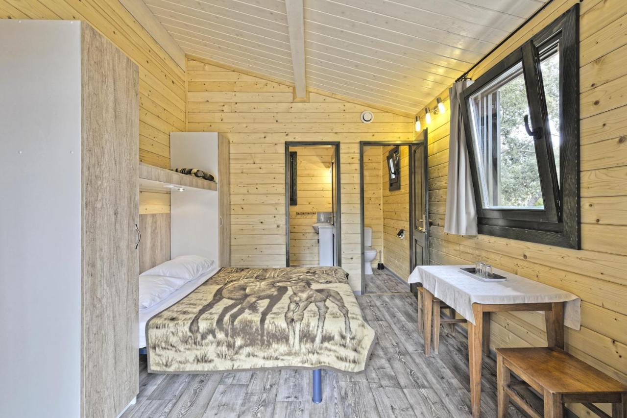 Feriendorf La Mora Calvi  Ngoại thất bức ảnh