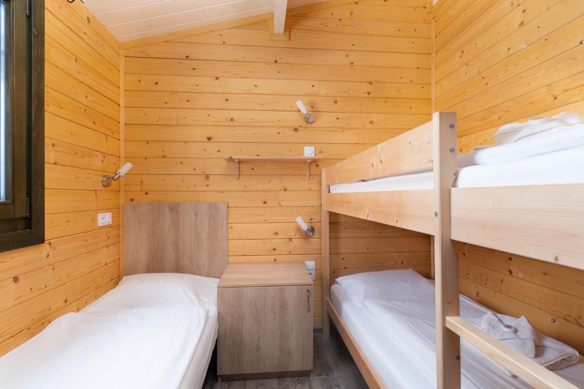 Feriendorf La Mora Calvi  Ngoại thất bức ảnh