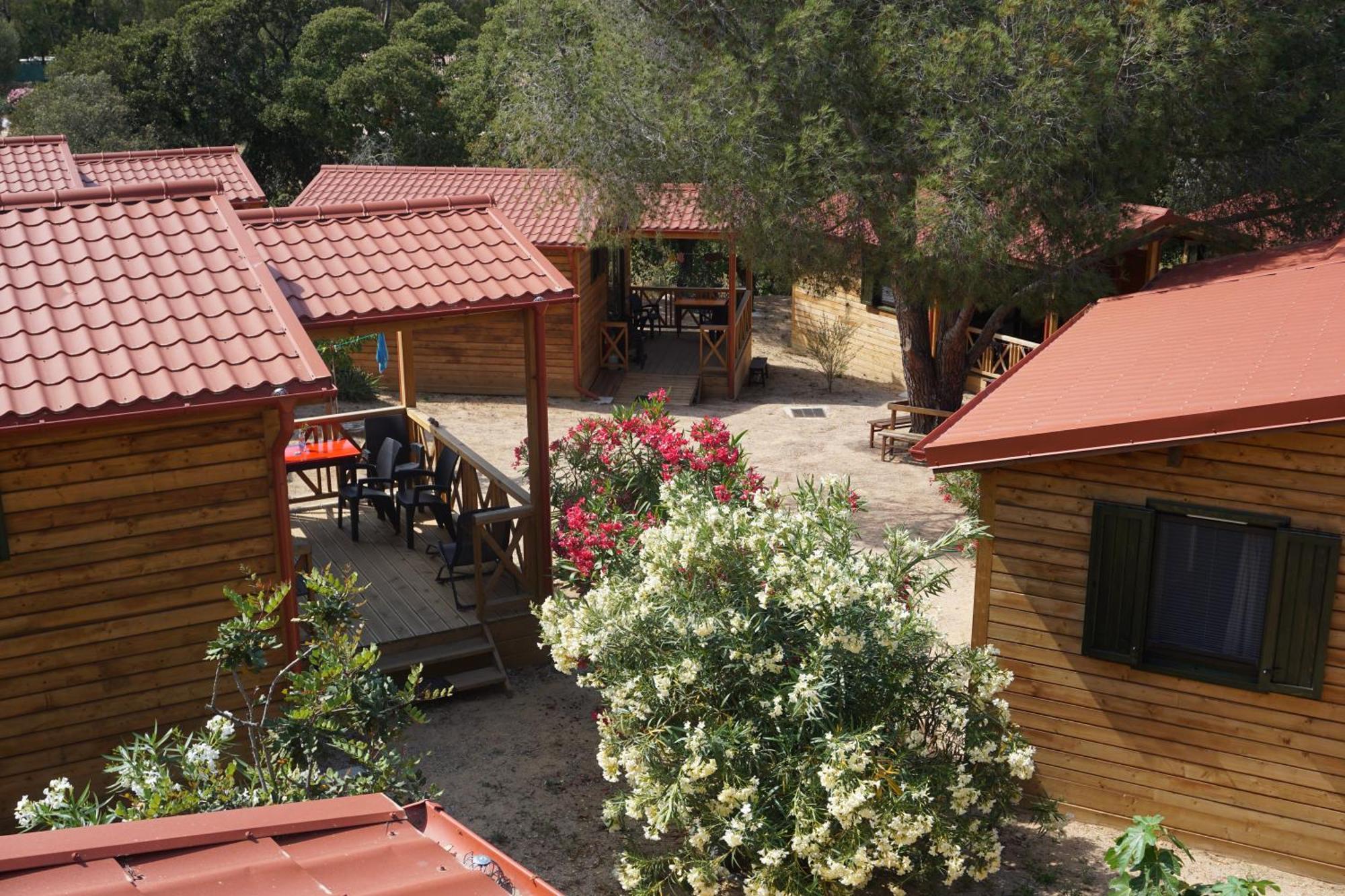 Feriendorf La Mora Calvi  Ngoại thất bức ảnh